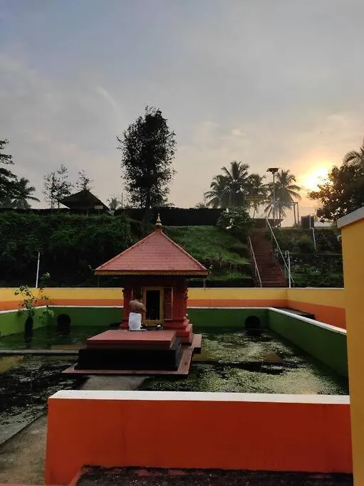 Sukun Heritage -A Traditional 4 Bedroom Vacation Villa Kannur India